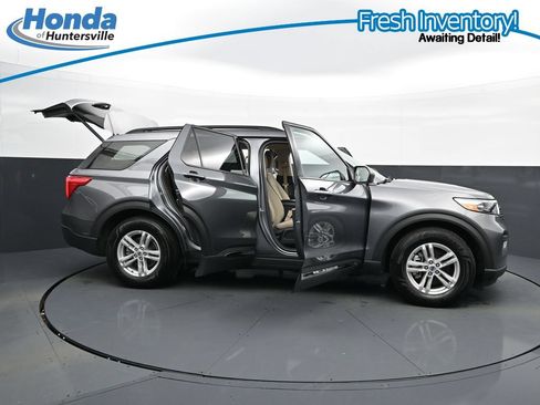 Used 2021 Ford Explorer XLT RWD image 38