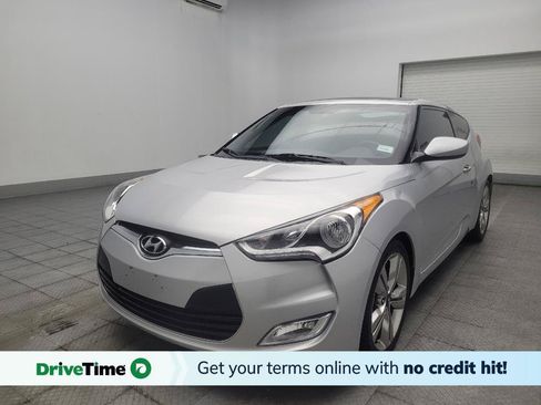 Used 2017 Hyundai Veloster Value Edition FWD image 1