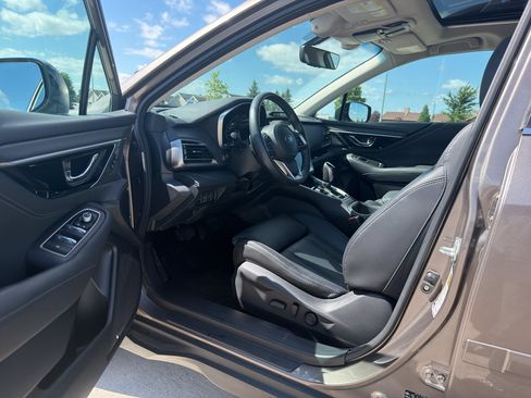 Used 2022 Subaru Outback Limited AWD/4WD image 11