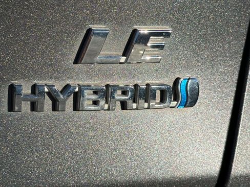 Used 2024 Toyota RAV4 LE image 13