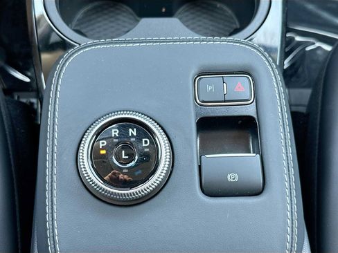 Used 2024 Ford Mustang Mach-E Select AWD/4WD image 17