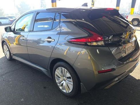 Used 2024 Nissan Leaf S image 4