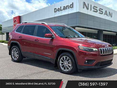 Used 2019 Jeep Cherokee Latitude Plus FWD image 1