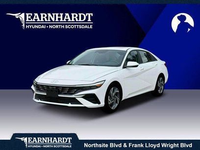 New 2025 Hyundai Elantra SEL