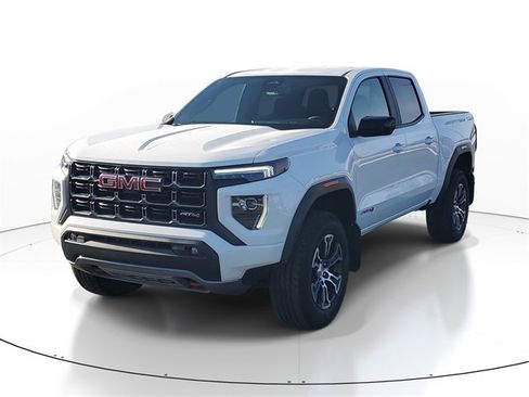 Certified 2025 GMC Canyon AT4 w/ AT4 Premium Package image 2