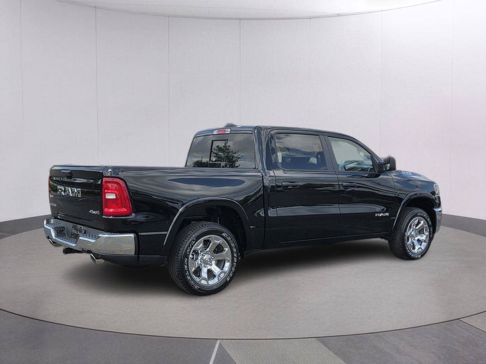 New 2026 RAM 1500 Big Horn AWD/4WD image 5