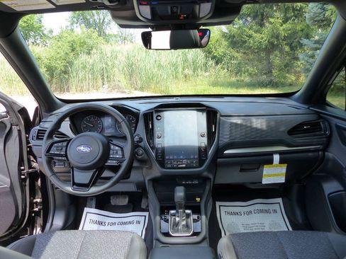 Used 2025 Subaru Forester Premium w/ Convenience Package #1 AWD/4WD image 39