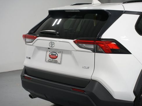 Certified 2025 Toyota RAV4 XLE image 9