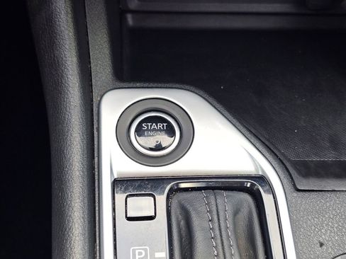 Used 2024 Nissan Sentra SV FWD image 25
