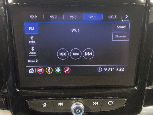 Used 2020 Chevrolet Traverse LT image 25