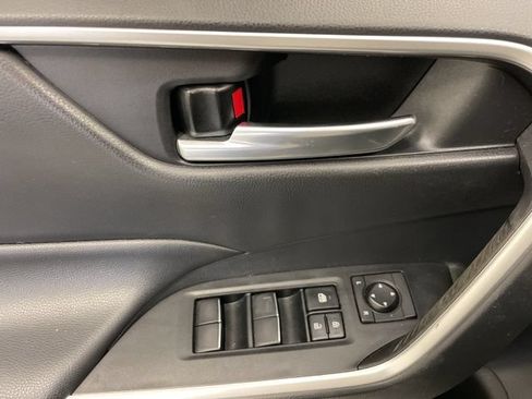 Used 2021 Toyota RAV4 XLE Premium AWD/4WD image 13