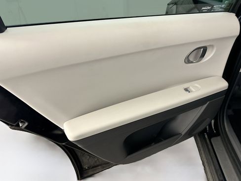 Used 2023 Hyundai Ioniq 5 SE image 27