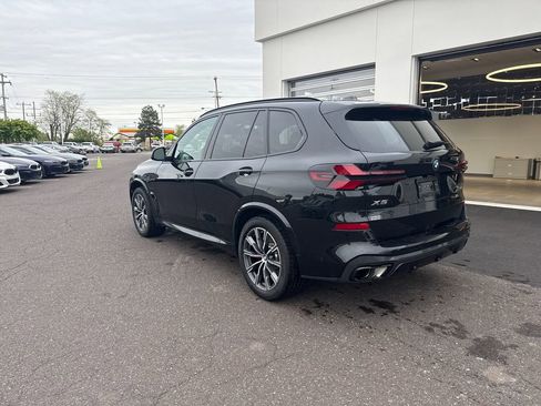 Certified 2026 BMW X5 xDrive50e w/ M Sport Package AWD/4WD image 3