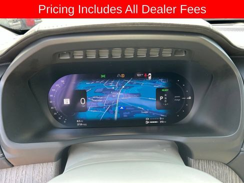 Used 2024 Volvo XC90 T8 Ultimate w/ Protection Package AWD/4WD image 9
