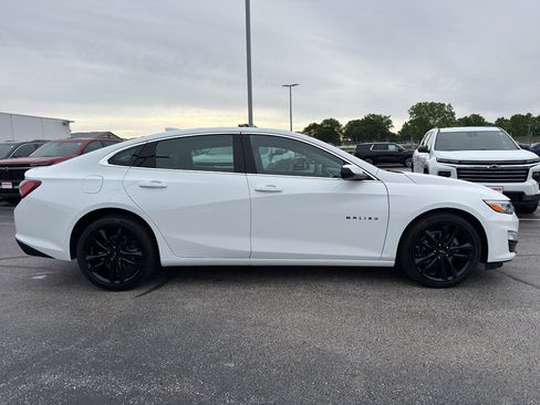 Used 2023 Chevrolet Malibu LT w/ Sport Edition FWD image 4
