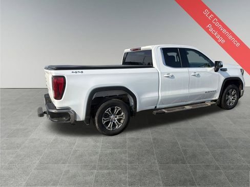 Used 2022 GMC Sierra 1500 SLE image 6