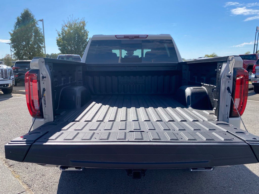 New 2026 GMC Sierra 1500 AT4 w/ AT4 Premium Package AWD/4WD image 10