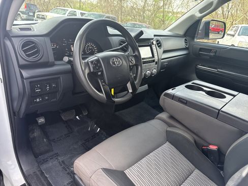 Used 2019 Toyota Tundra SR image 13