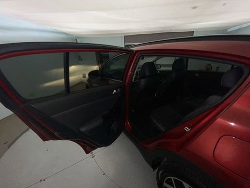 Used 2021 Kia Sportage EX w/ EX Technology Package FWD image 23