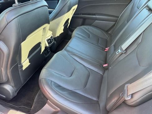 Used 2013 Ford Fusion Titanium w/ Titanium Driver Assist Pkg image 10