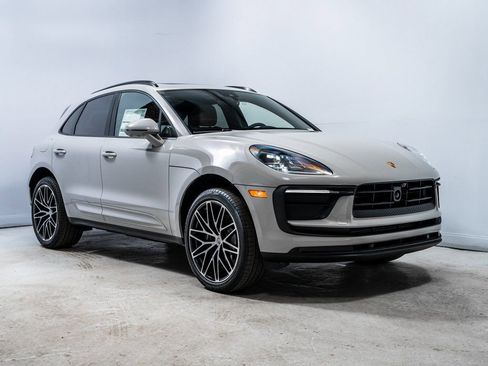 New 2026 Porsche Macan image 9