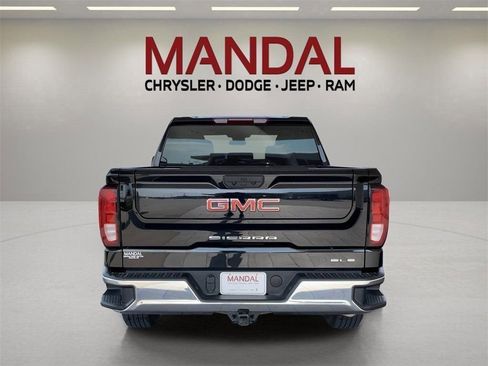 Used 2024 GMC Sierra 1500 SLE image 38