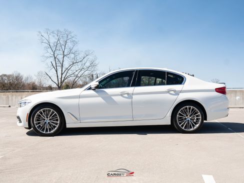 Used 2018 BMW 530i xDrive w/ Premium Package image 4