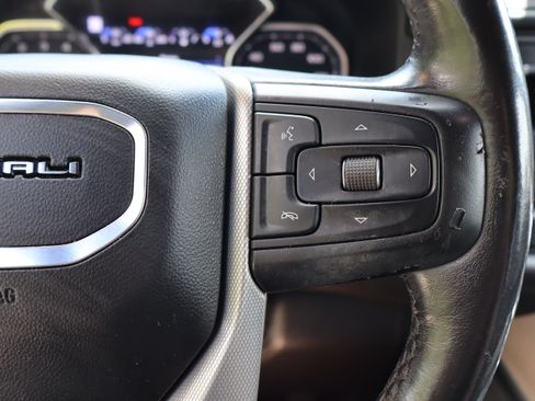 Used 2021 GMC Yukon XL Denali w/ Advanced Technology Package RWD image 35