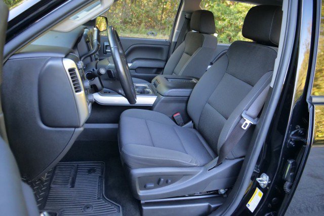 Used 2019 Chevrolet Silverado 2500 LT w/ All Star Edition AWD/4WD image 3