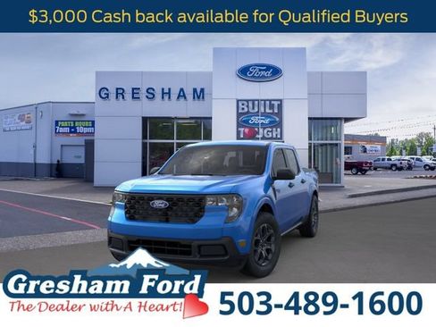 New 2025 Ford Maverick XLT w/ Equipment Group 302A AWD/4WD image 2