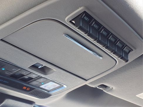 Used 2024 Ford F250 Lariat w/ Lariat Ultimate Package image 21