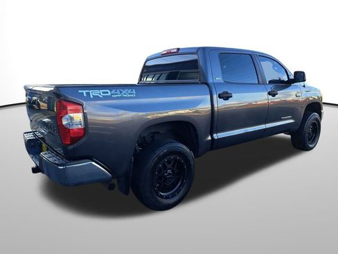 Used 2017 Toyota Tundra SR5 image 6