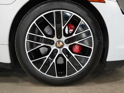 Used 2020 Porsche Taycan 4S w/ Premium Package AWD/4WD image 35