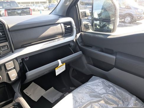 New 2026 Ford F250 XLT w/ Tremor Off-Road Package image 15