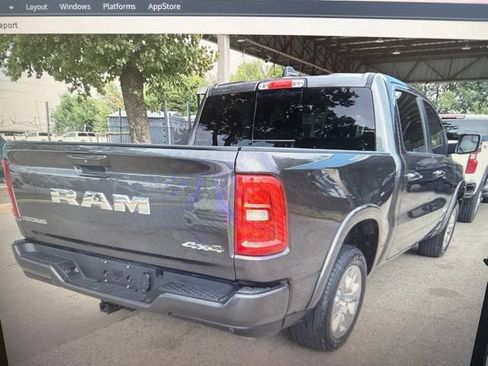 Used 2025 RAM 1500 Big Horn AWD/4WD image 4