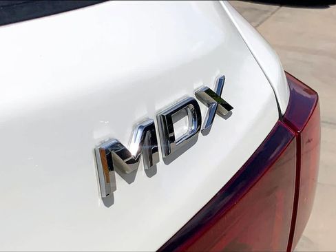 Used 2017 Acura MDX FWD w/ Advance Package image 10