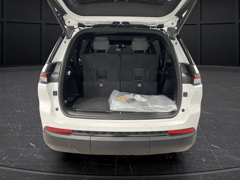 New 2025 Jeep Grand Cherokee L Limited w/ Luxury Tech Group II image 15