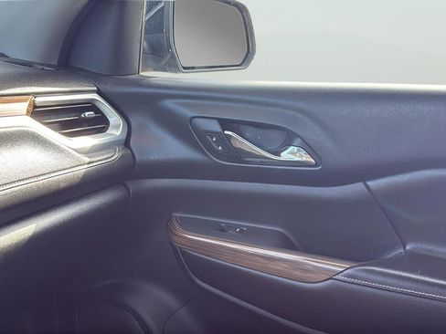 Used 2017 GMC Acadia SLE w/ Driver Alert Package I image 13