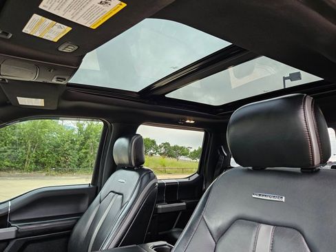 Used 2019 Ford F150 Platinum w/ Equipment Group 701A Luxury RWD image 16