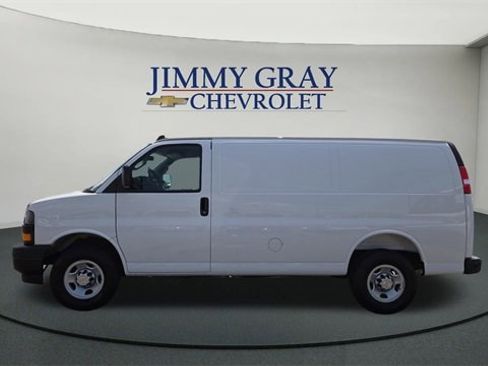 New 2025 Chevrolet Express 2500 w/ Driver Convenience Package image 6