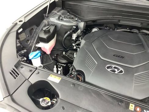 Used 2022 Hyundai Palisade Calligraphy w/ Winter Package image 16