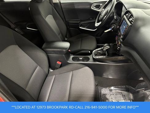 Used 2020 Kia Soul LX FWD image 22