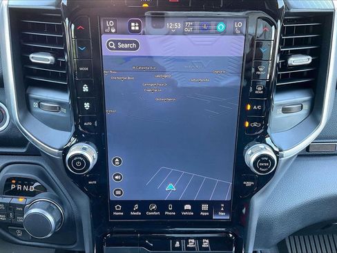 New 2026 RAM 1500 4x4 Crew Cab image 13