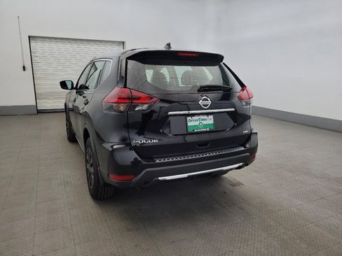 Used 2019 Nissan Rogue S AWD/4WD image 6
