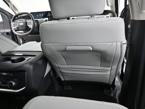 Used 2025 Ford Expedition Platinum w/ Platinum Ultimate Package AWD/4WD image 24