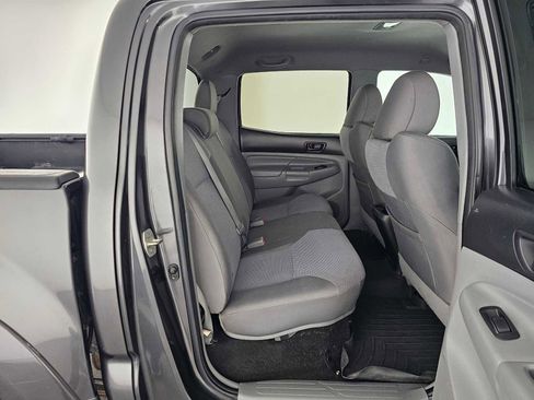 Used 2013 Toyota Tacoma 4x4 Double Cab w/ TRD Sport Pkg image 12