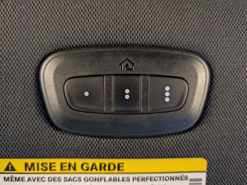 Used 2022 Chrysler Pacifica Touring-L w/ S Appearance Package FWD image 34