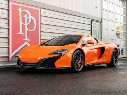 Used 2015 McLaren 650S Spider image 46