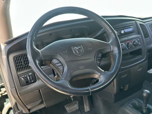 Used 2002 Dodge Ram 1500 Truck ST AWD/4WD image 39