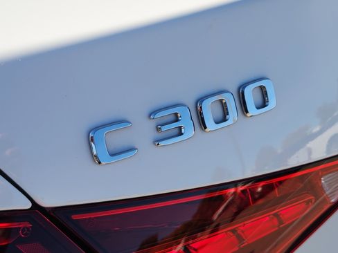 Used 2023 Mercedes-Benz C 300 Sedan image 12